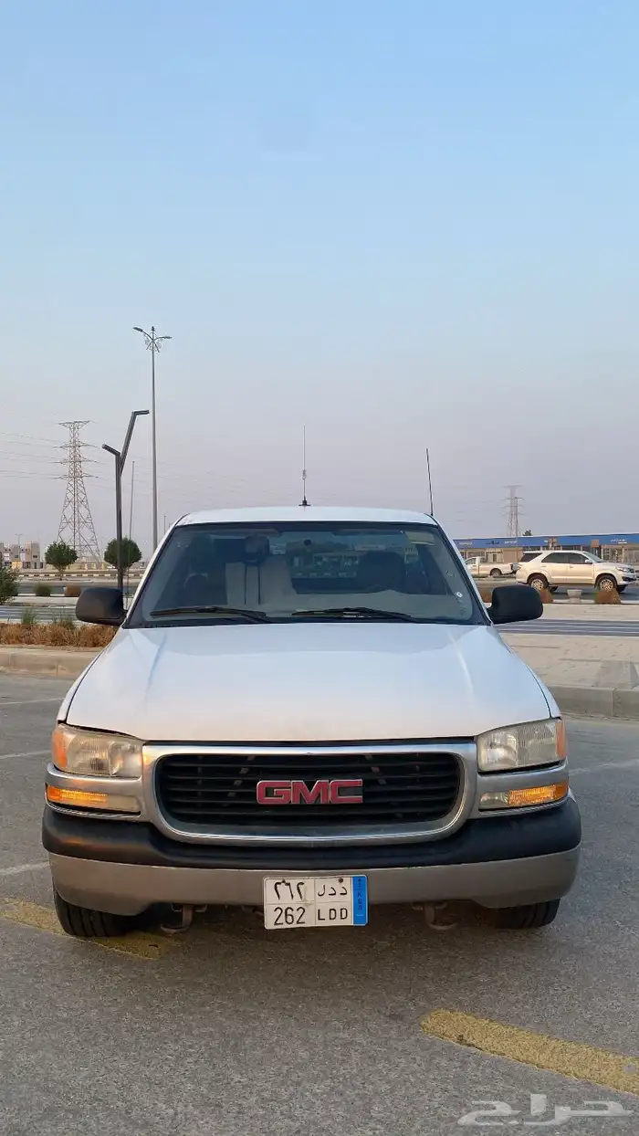 للبيع أو البدل جمس سيرا 2001 نظيف 1