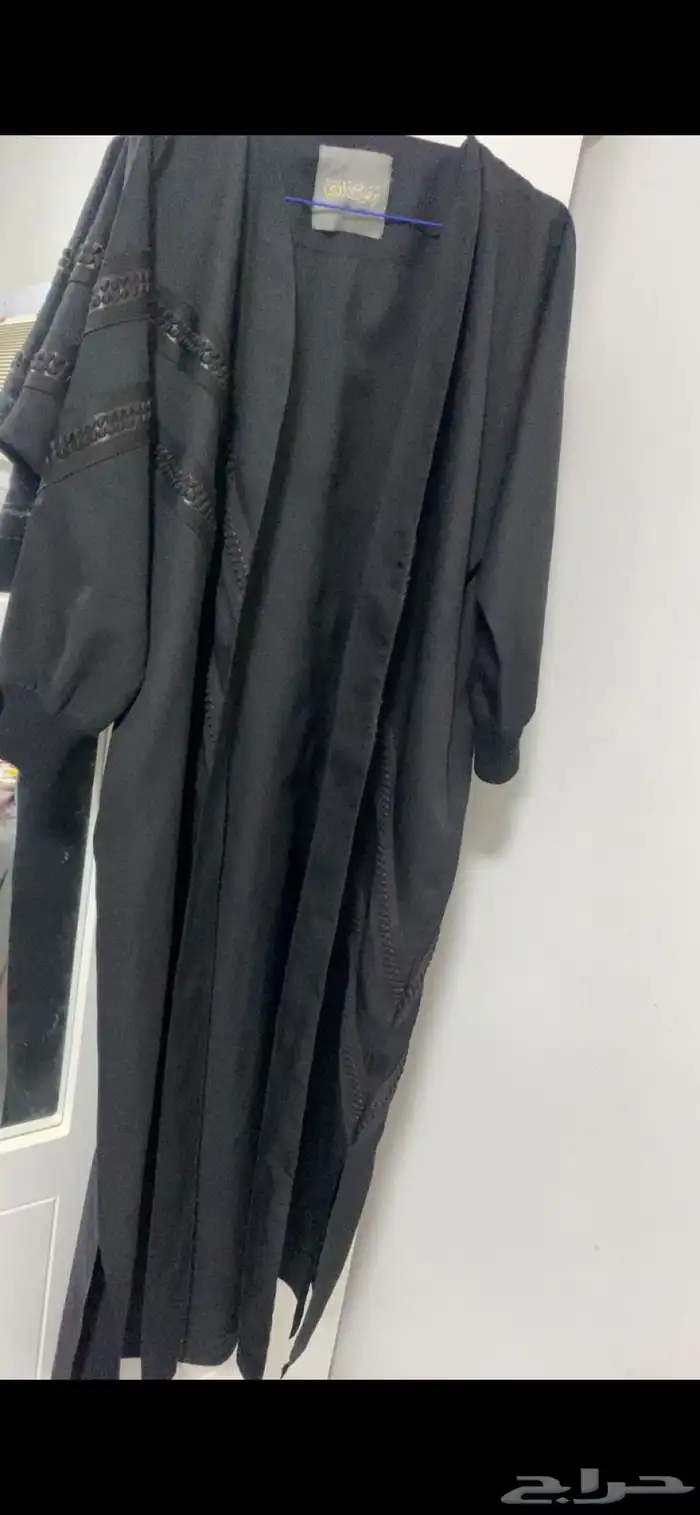مجموعه عبايات وجاكيت شبه جديده 3