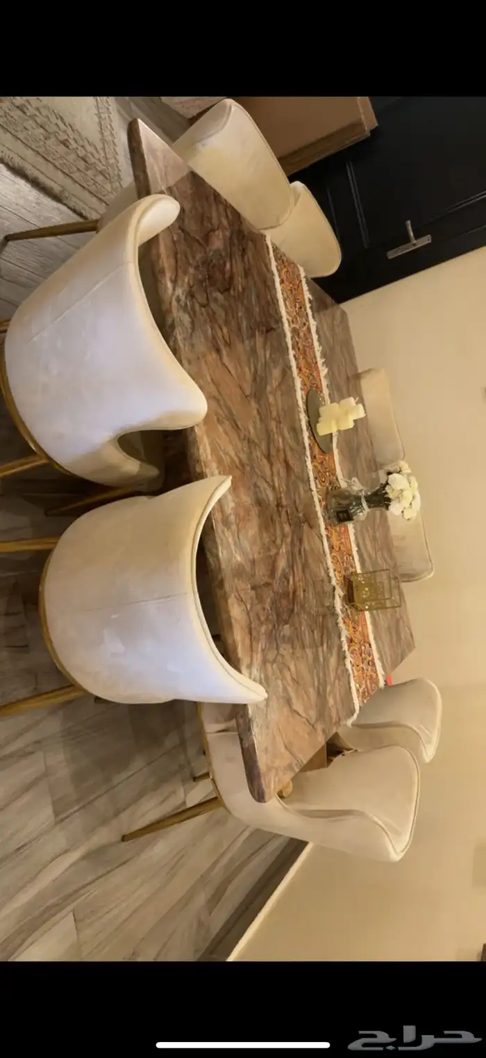 طاولة طعام 8 كراسي من هوم سنتر 0