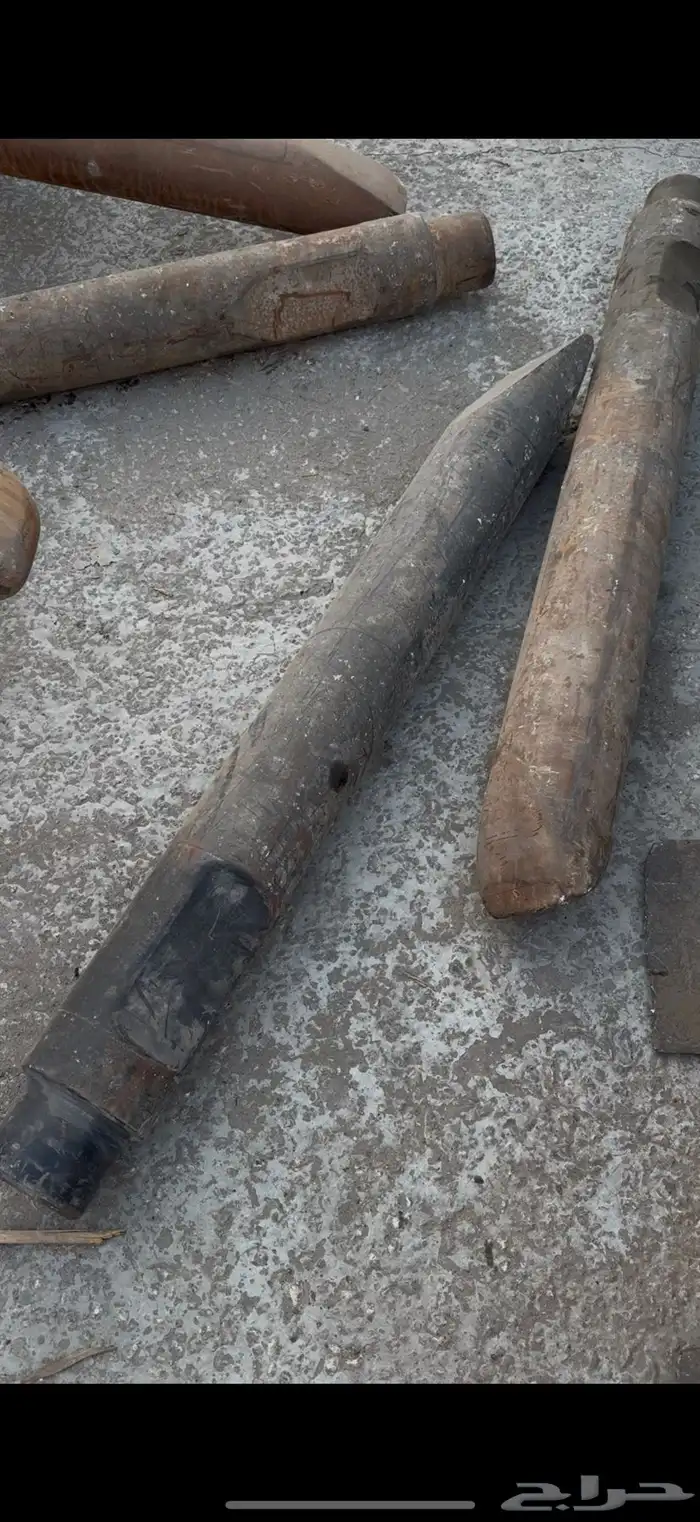 ونش حاويات 20طن وثلاثه دقاقات دوسان وغيره 2