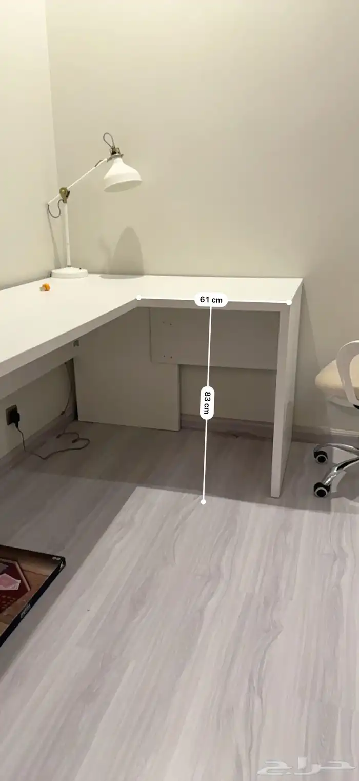 مكتب خشب ابيض 1