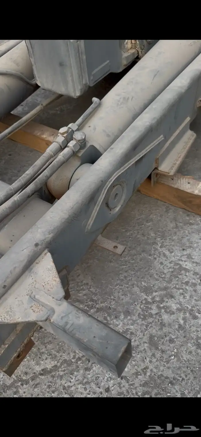 ونش حاويات 20طن وثلاثه دقاقات دوسان وغيره 5