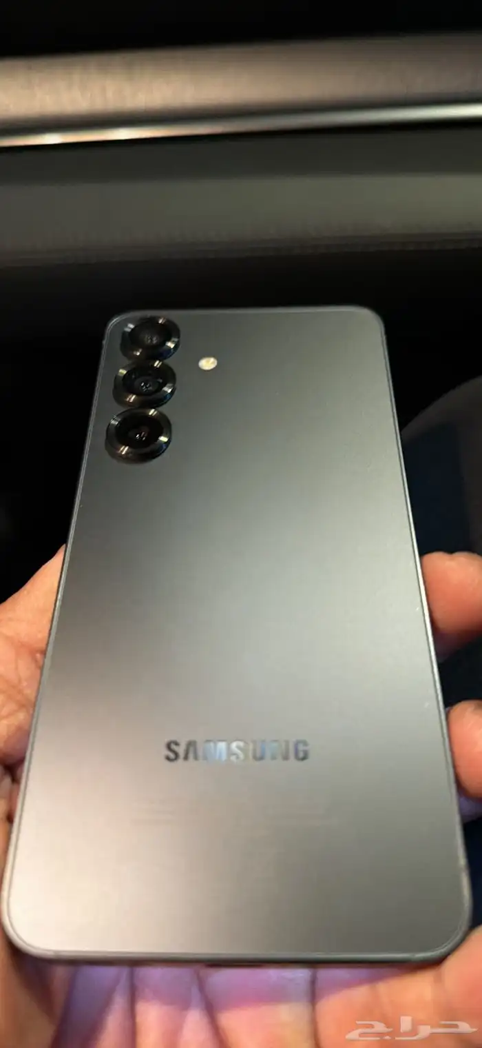 Samsung S25 - 256GB 12GB RAM 3