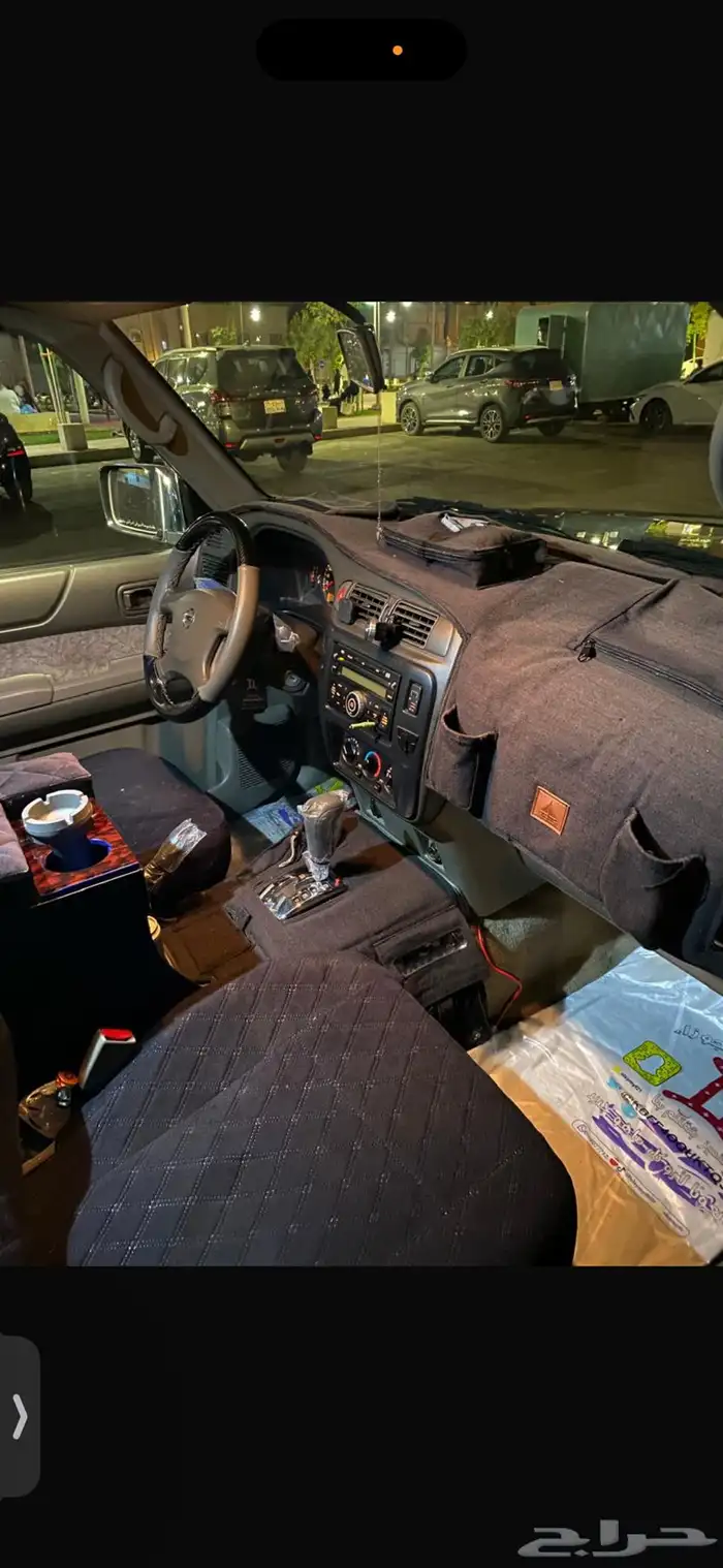 نيسان فتك شاص SGL لون اسود اساس تماتيك موديل 2015 25