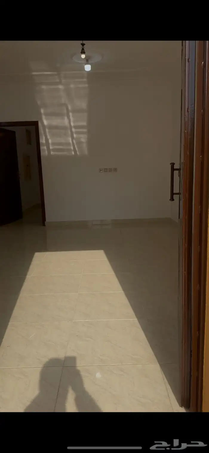 شقه عزاب خميس مشيط حي ذلاله طريق الاربعين 2