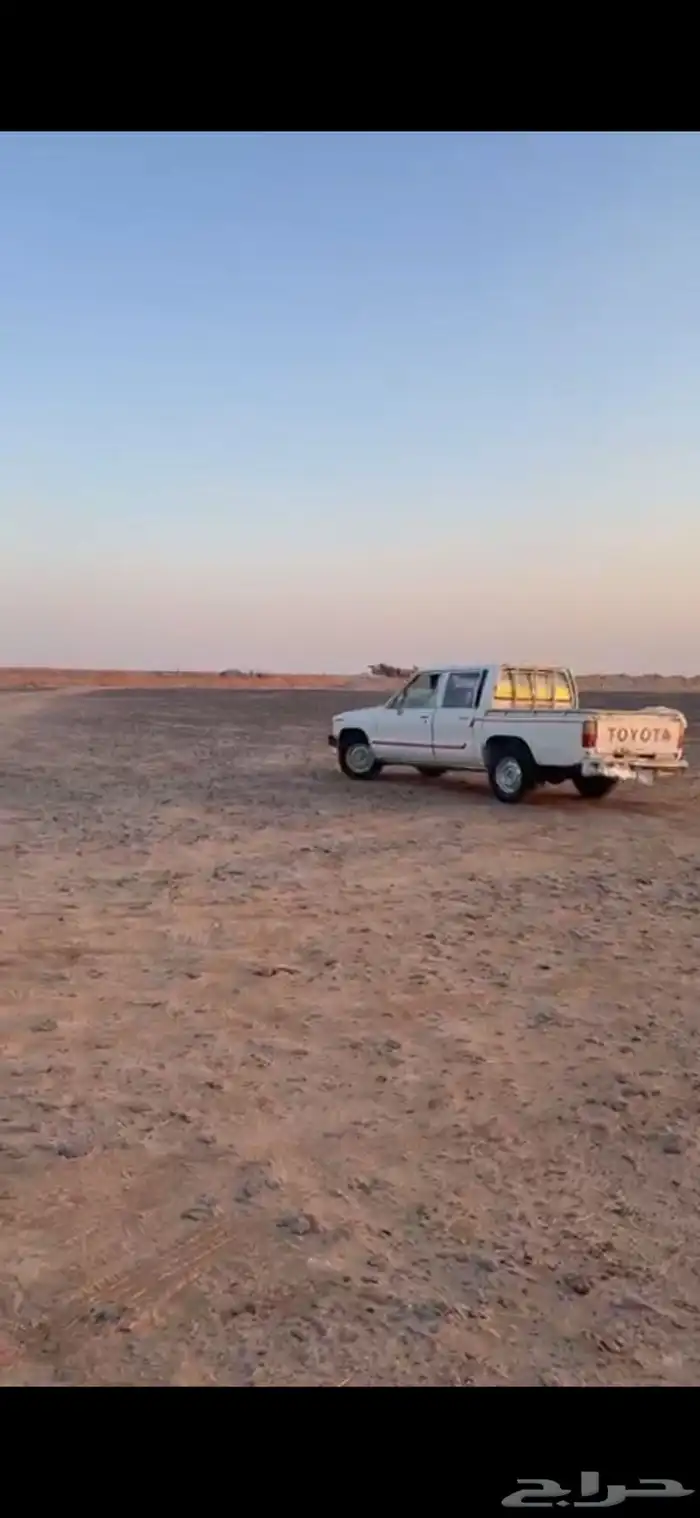 هلكس 84 نضيفه محركاتها شغال ونضيفه جدا اسياره  مصقطه 1