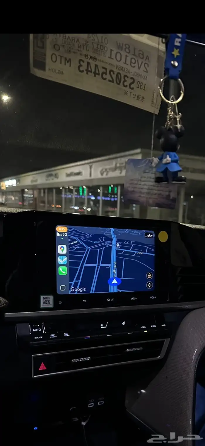 للبيع شاشه كامري 2025 1