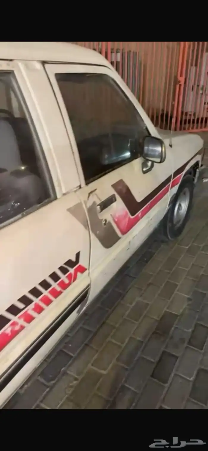 هايلوكس87 غير مجداد ولا مفحوص 1