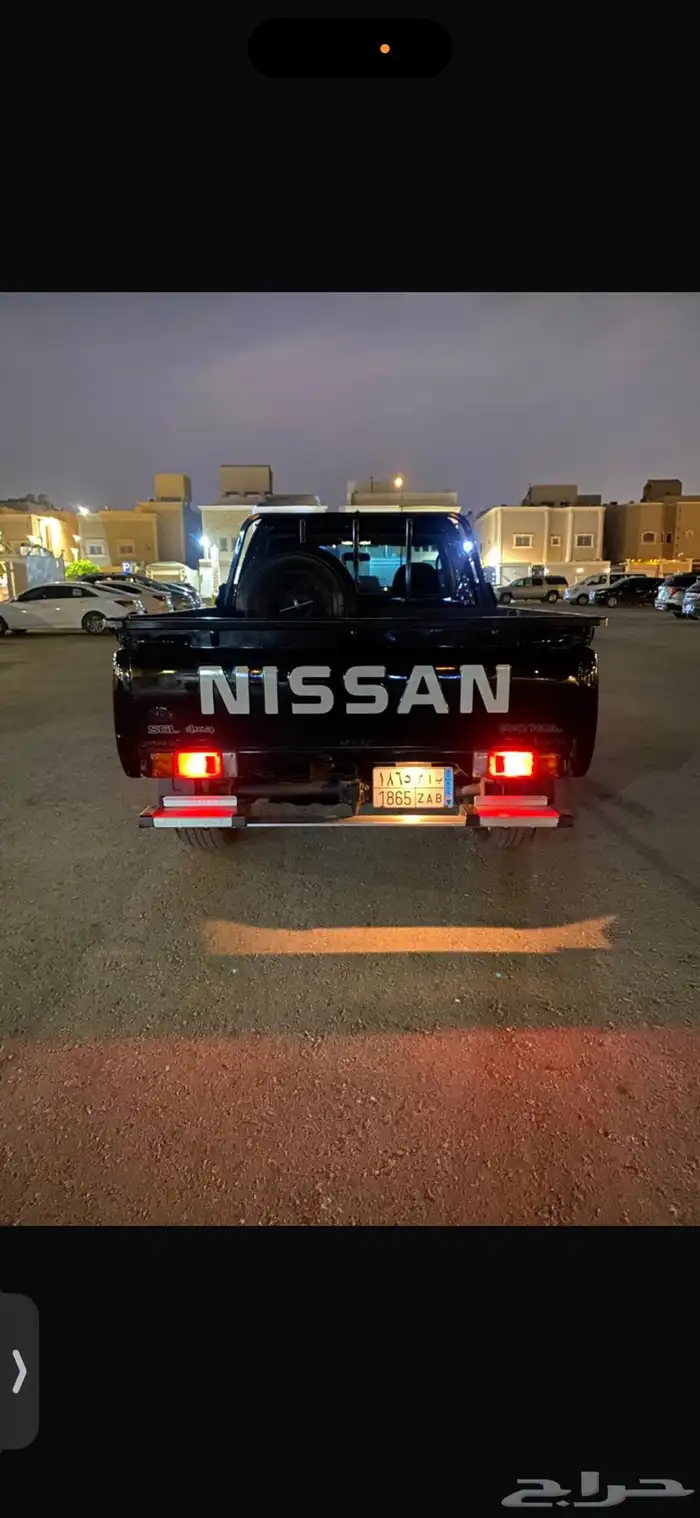 نيسان فتك شاص SGL لون اسود اساس تماتيك موديل 2015 7