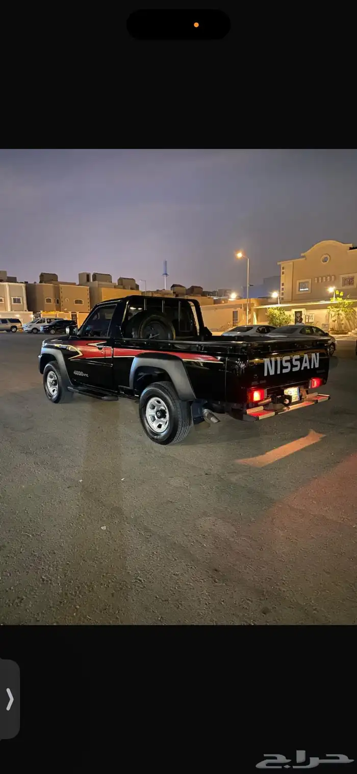 نيسان فتك شاص SGL لون اسود اساس تماتيك موديل 2015 6