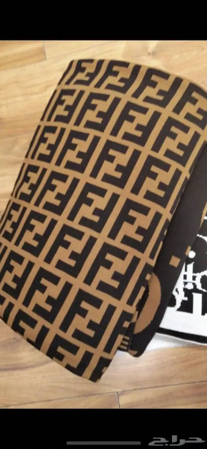 ملابس شتويه نسائية ورجالي واطفال 51