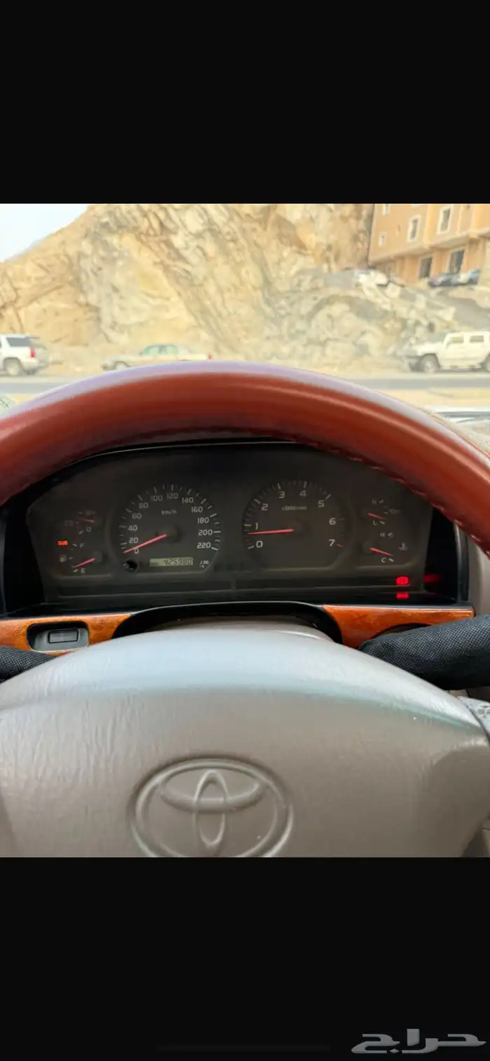 لاندكروزر 2002 GXRوكاله 10