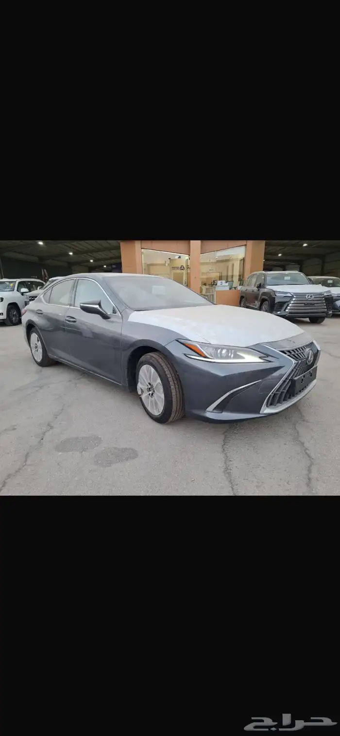 لكزس ES 300 h 12