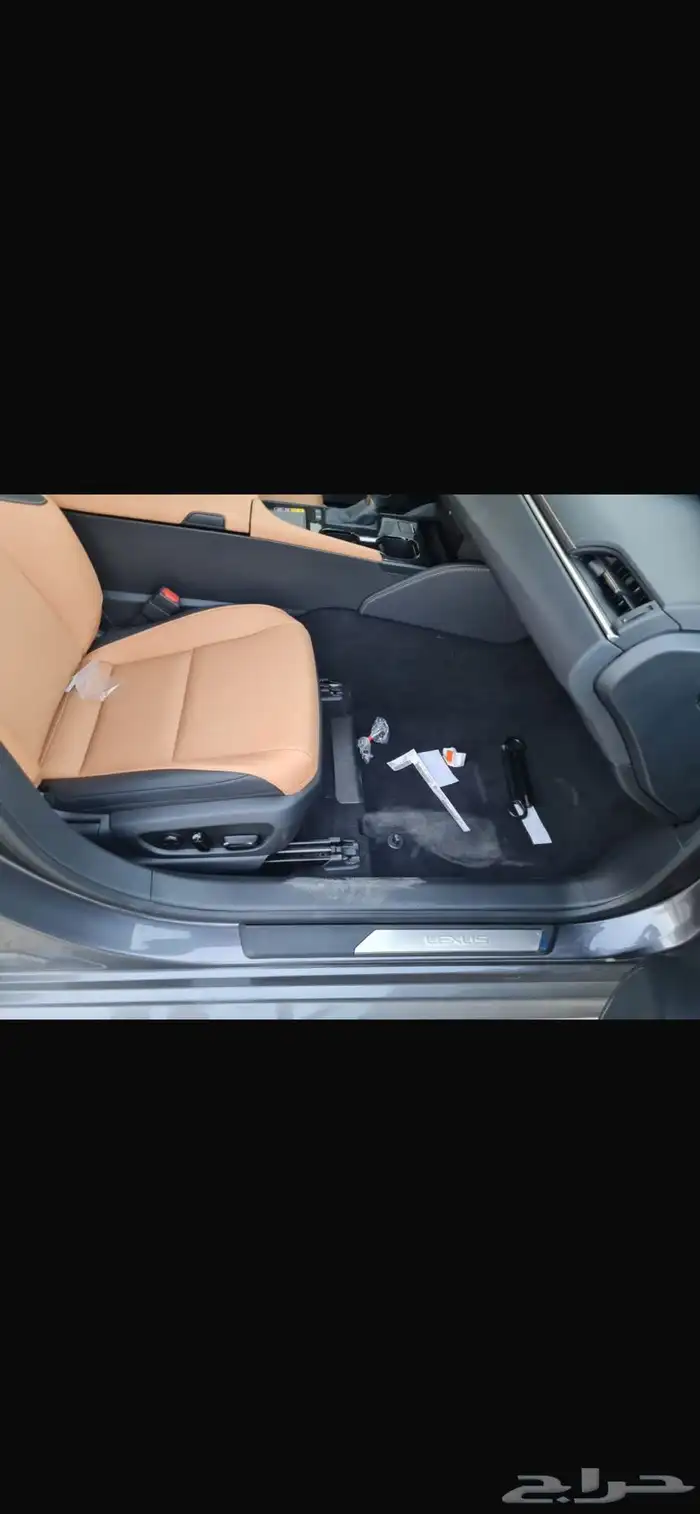 لكزس ES 300 h 13