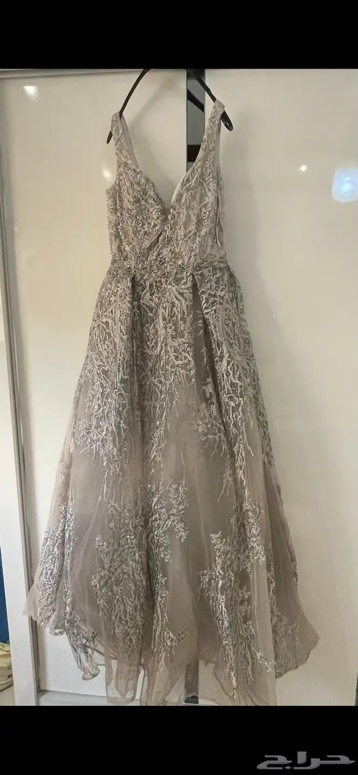 فستان اعراس رمادي فخم للبيع 0