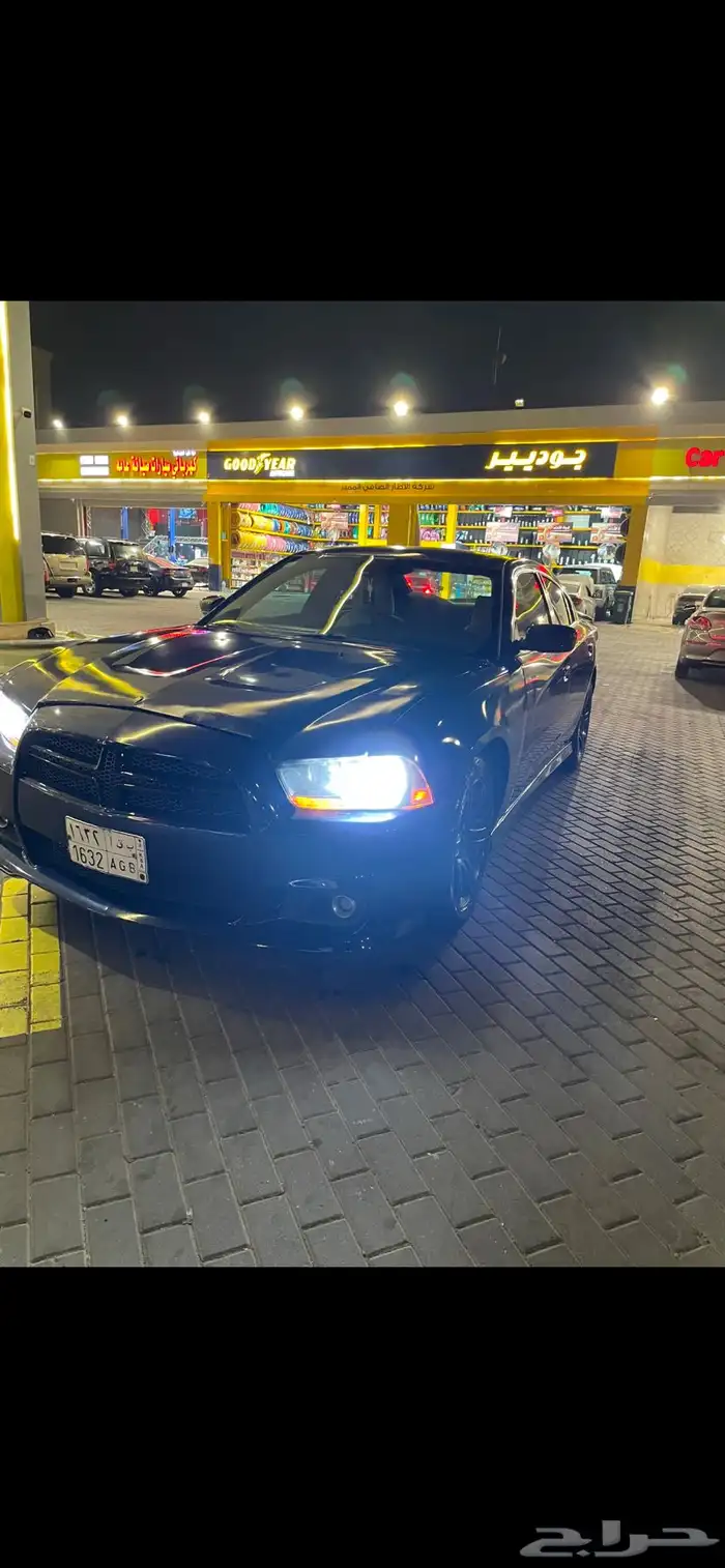 دوج تشارجر 2011 4