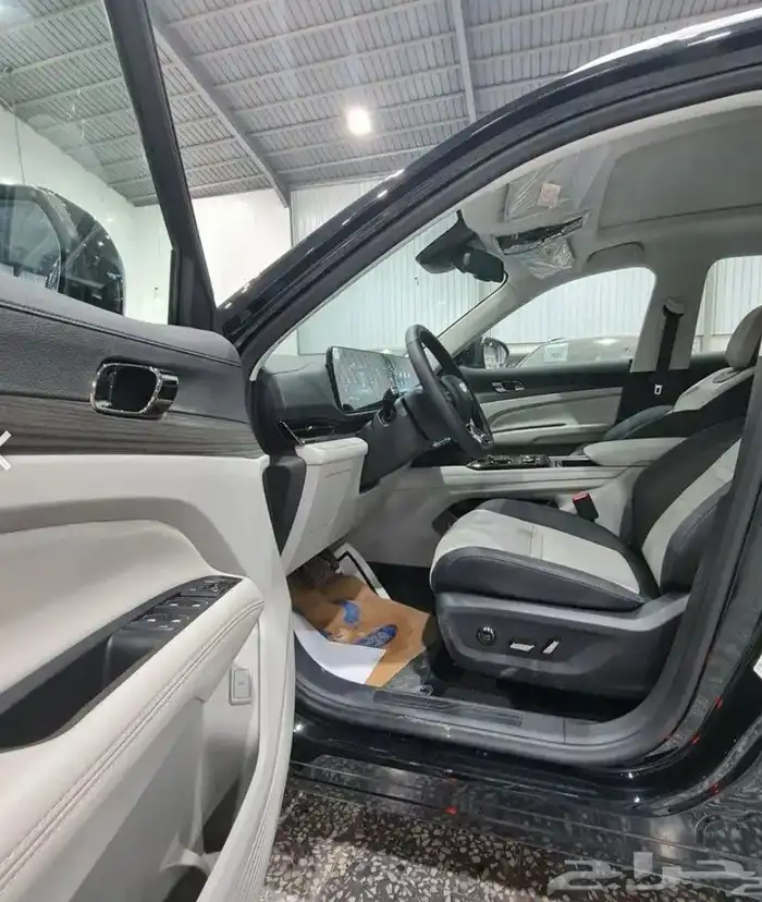 فورد تيروتوري تيتانيوم 2025 عرض خاص 5