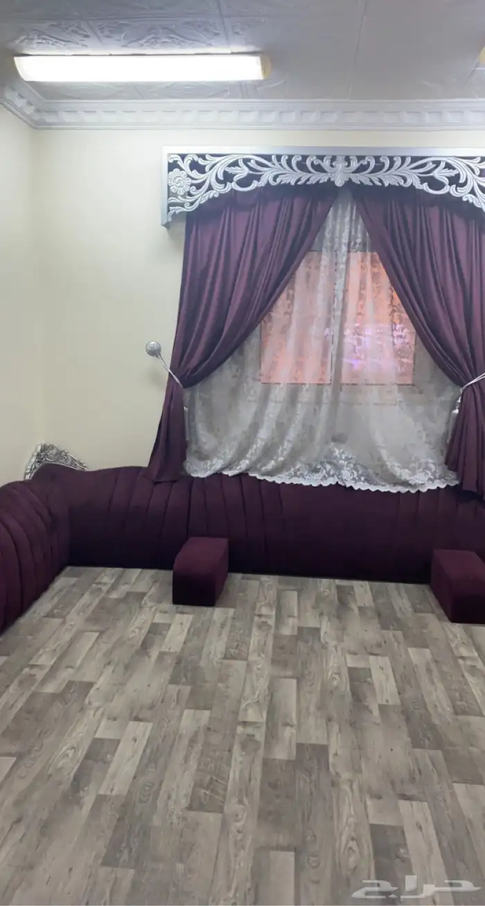 كنب نظيف جدا 1