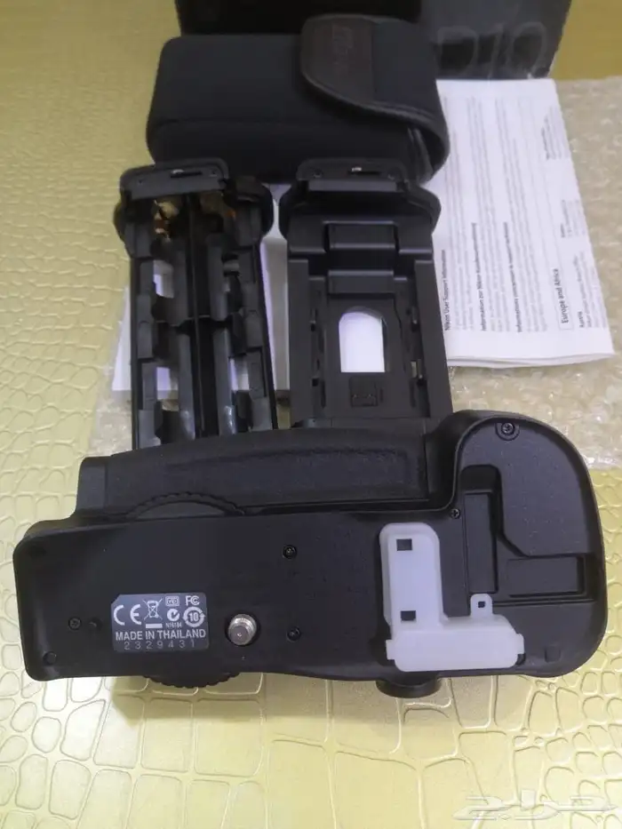 جريب باتري كاميرا Nikon D300 جديده 1