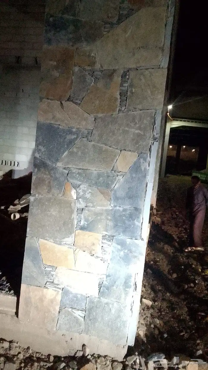 حجر تلبيس وبنيان عده الوان مختلفه 1