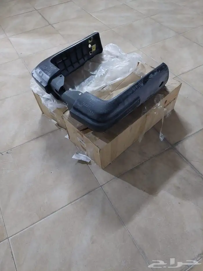 للبيع قطع غيار سيدريك 8