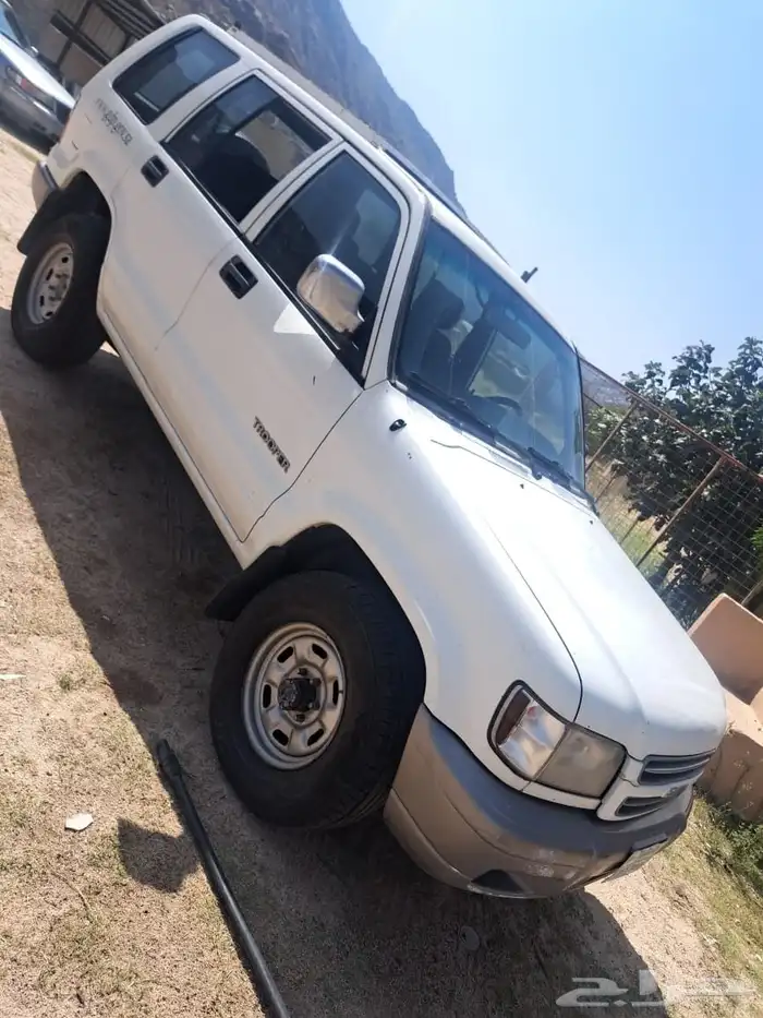 جيب ايسوزو 2002 1