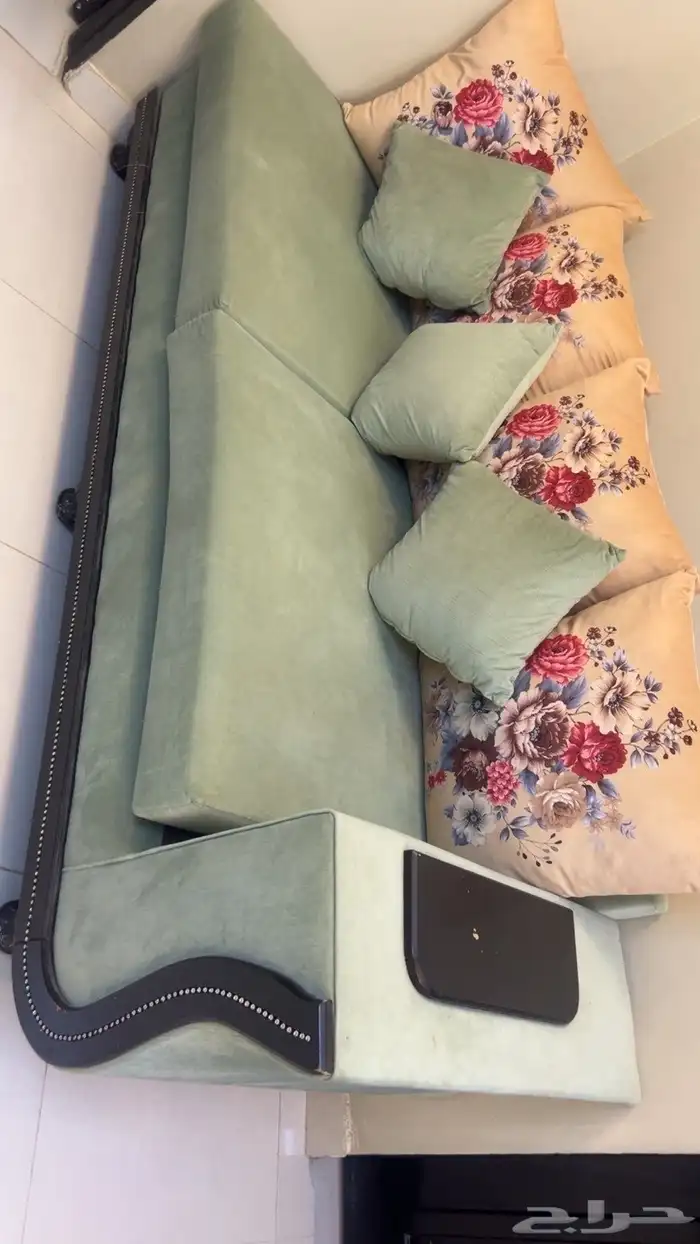 كنب للبيع اصلي خامة فاخرة ومريحة 3