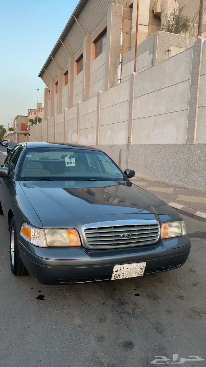 فورد فكتوريا 2000 3