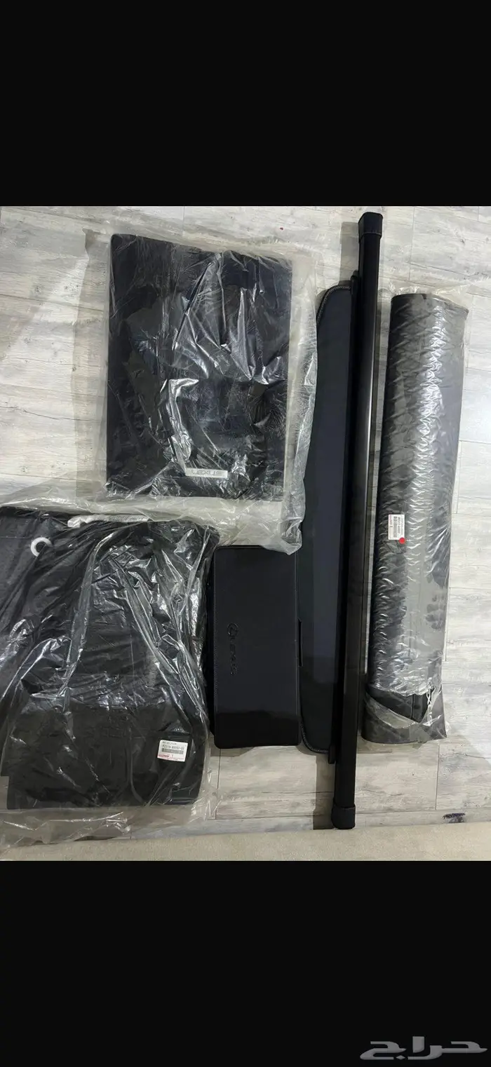 اغراض جيب لكزس المديل الجديد من 22 الى 25 0