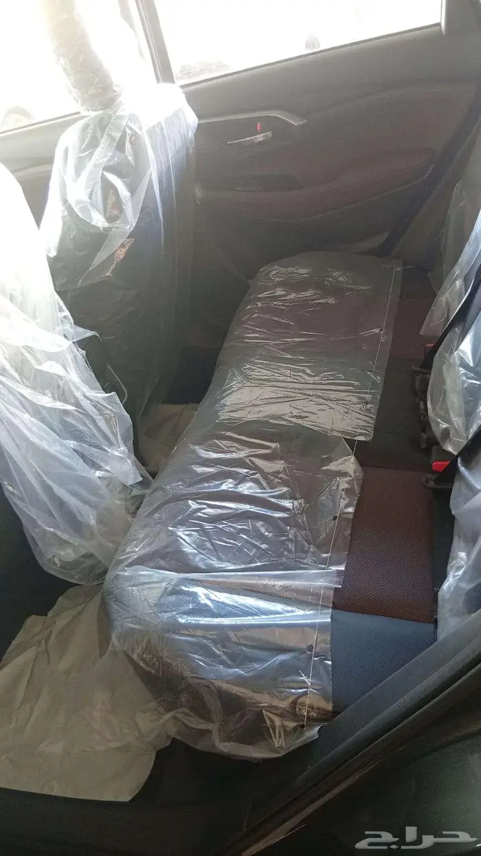 تويوتا اوربان كروزر 2025 GLX 4