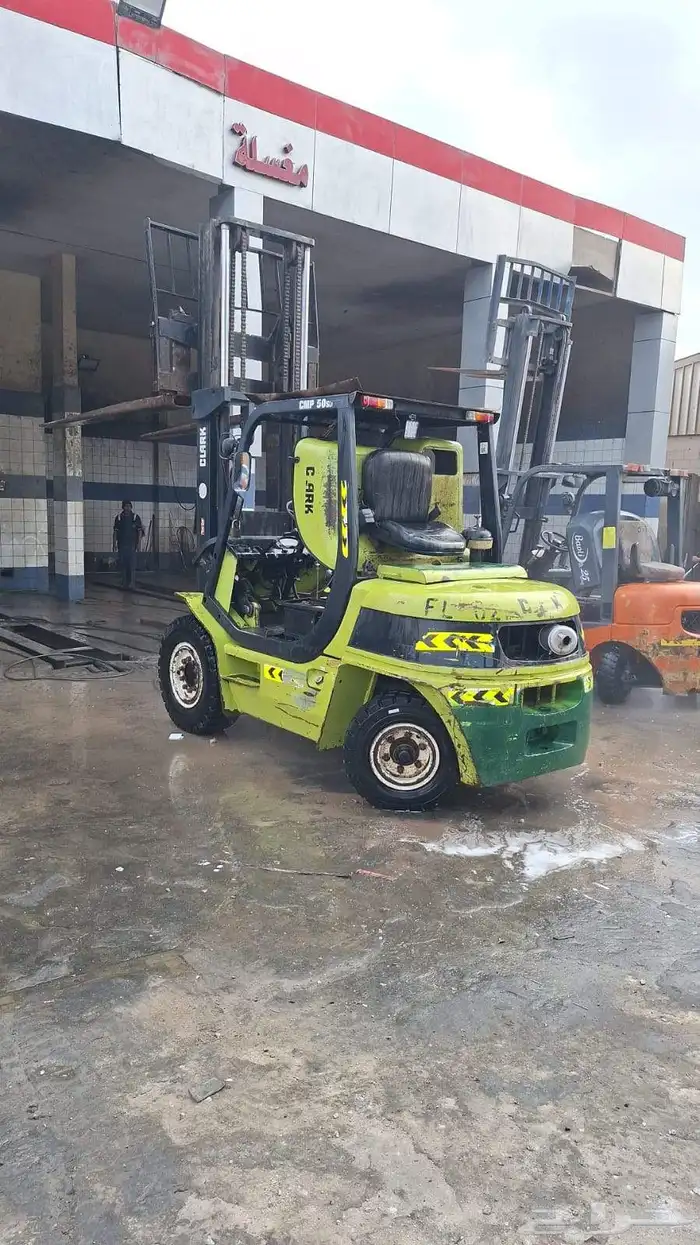 رافعات شوكية فوركلفت رافعه شوكيه للايحار اليومي والشهري 6