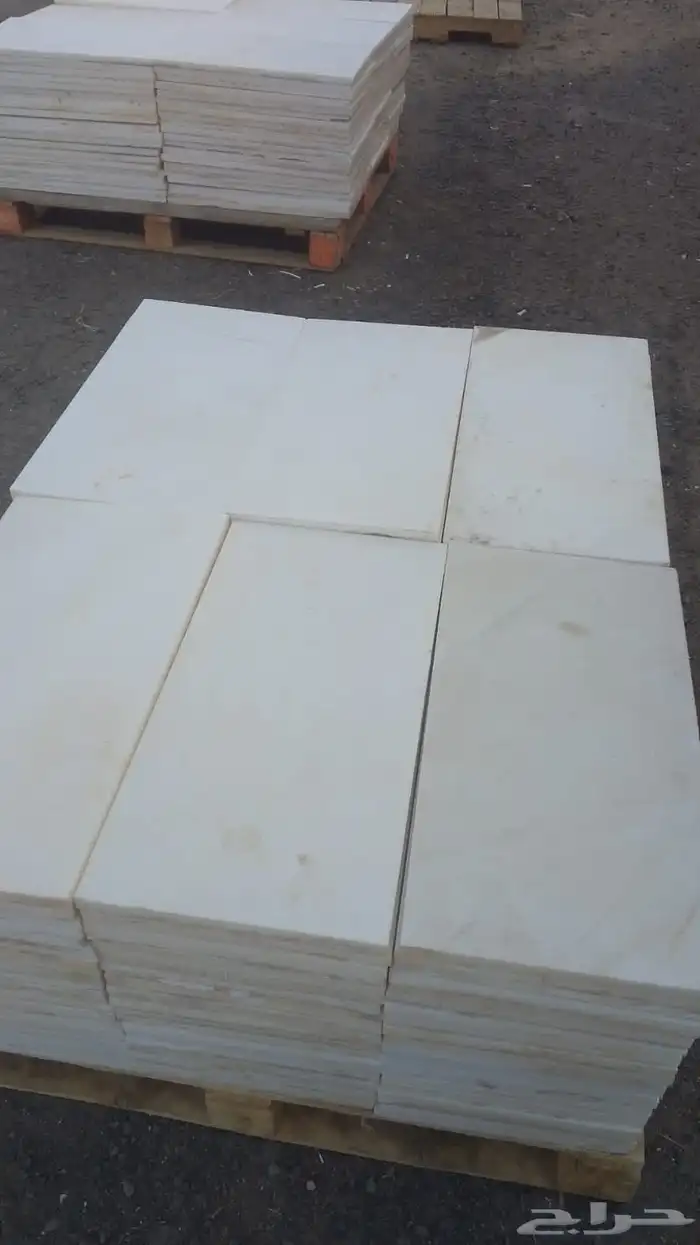 رخام كرستال مستعمل للبيع 200 متر لتواصل 1