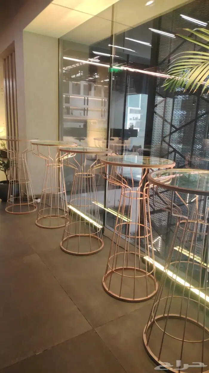 تاجير كراسي طاولات كنب جلسات مكيفات صحراويه هاي تيبل كوش 0