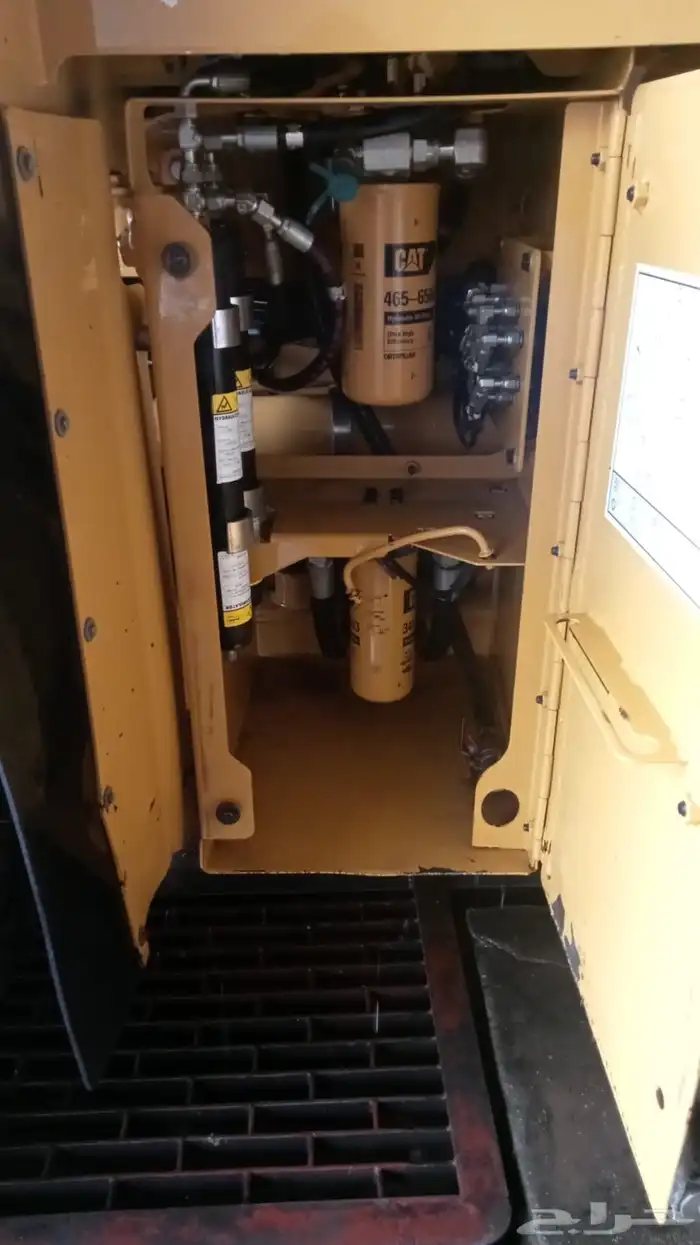 شيول 950H شرط وكاله موديل 2013 شغال 16 الف ساعه 3