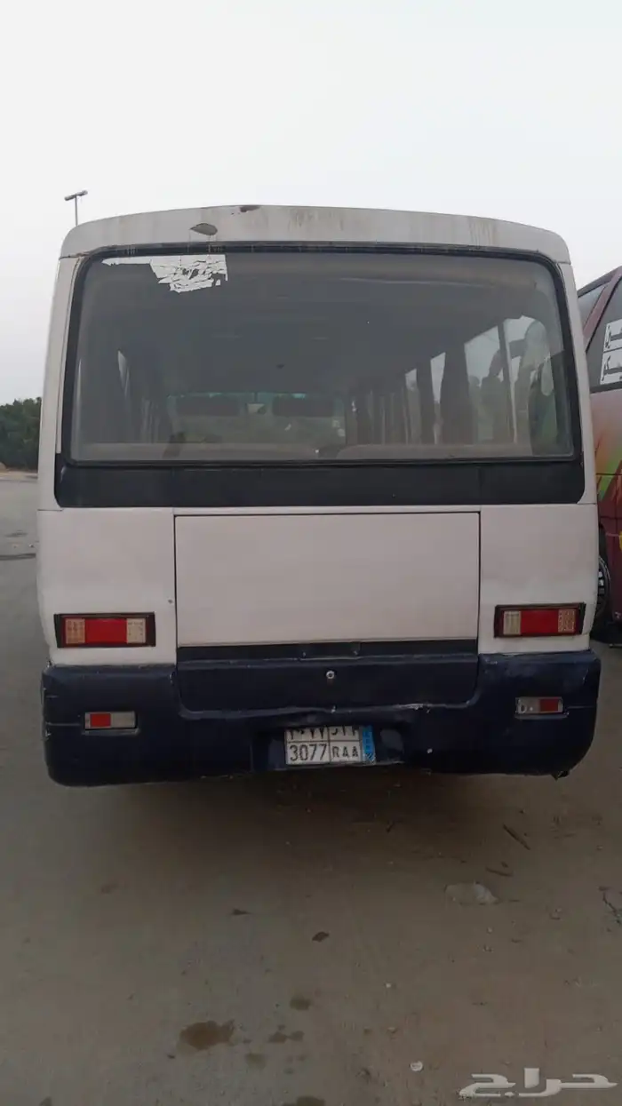 حافلة ميتسوبيشي للبيع 2