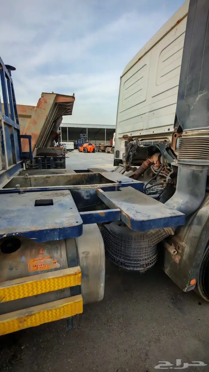 اثنين بوم ترك كرين مرسيدس بدون ونش 18