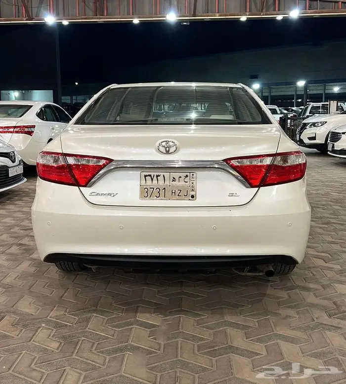 تويوتا كامري 2016 gl مخزن مالك واحد 4