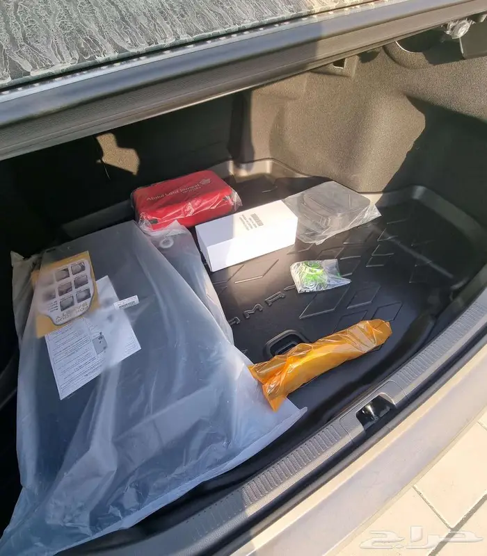 كامري نصف فل 2025 LE تيتانيوم 119.000 4