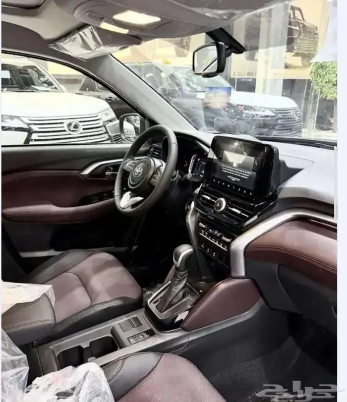 تويوتا اوربان كروزر 2026-متوفر فل كامل-واستاندر 17