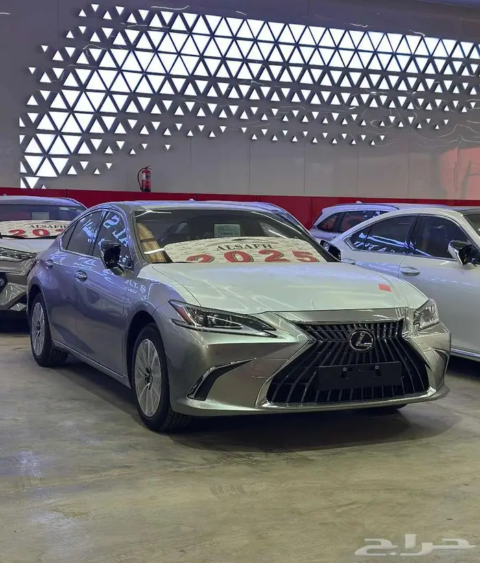 الاقل سعرا لكزس ES 250 AA موديل 2025 سعودي 2