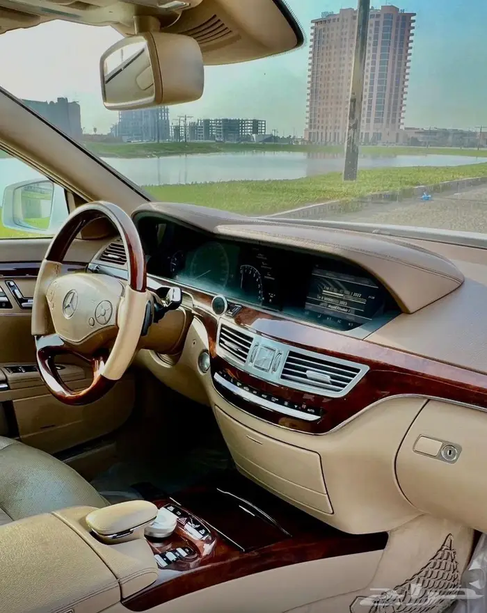 مرسيدس بنوراما 2010 ( جفالي ) AMG 12