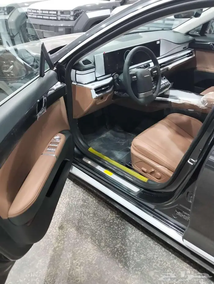 ازيرا كلاسيك 2026 رمادي لامع باقوي عروض الكاش والاقساط 22