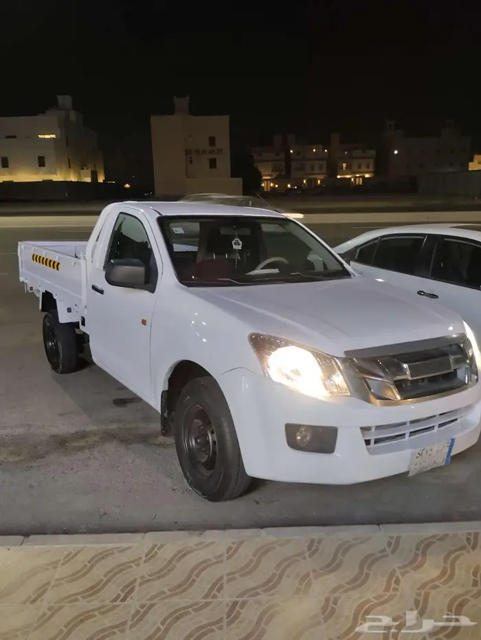 ايسوزو ديماكس غمارة جوانب2015 1