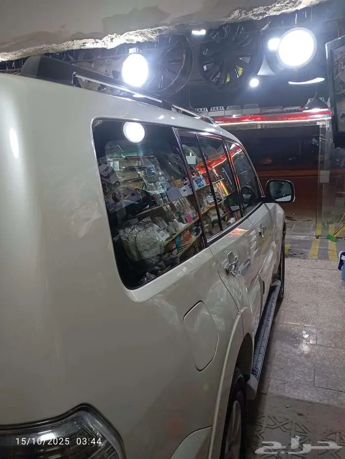 مستوبيشي باجيروا ابيض لؤلؤي 1