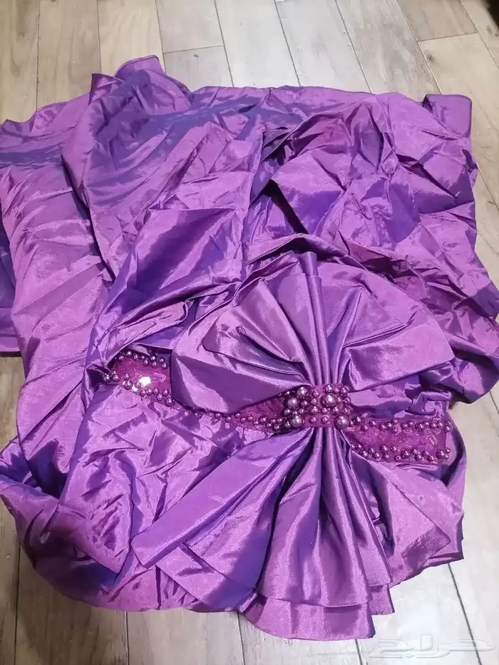 عندي كرتون كبير من هذي الفساتين ومقاسات مختلفه 3