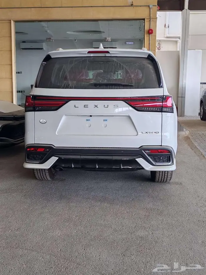 لكزس LX600 فئه F-SPORT موديل 2025 متوفر لدى الحسن 3