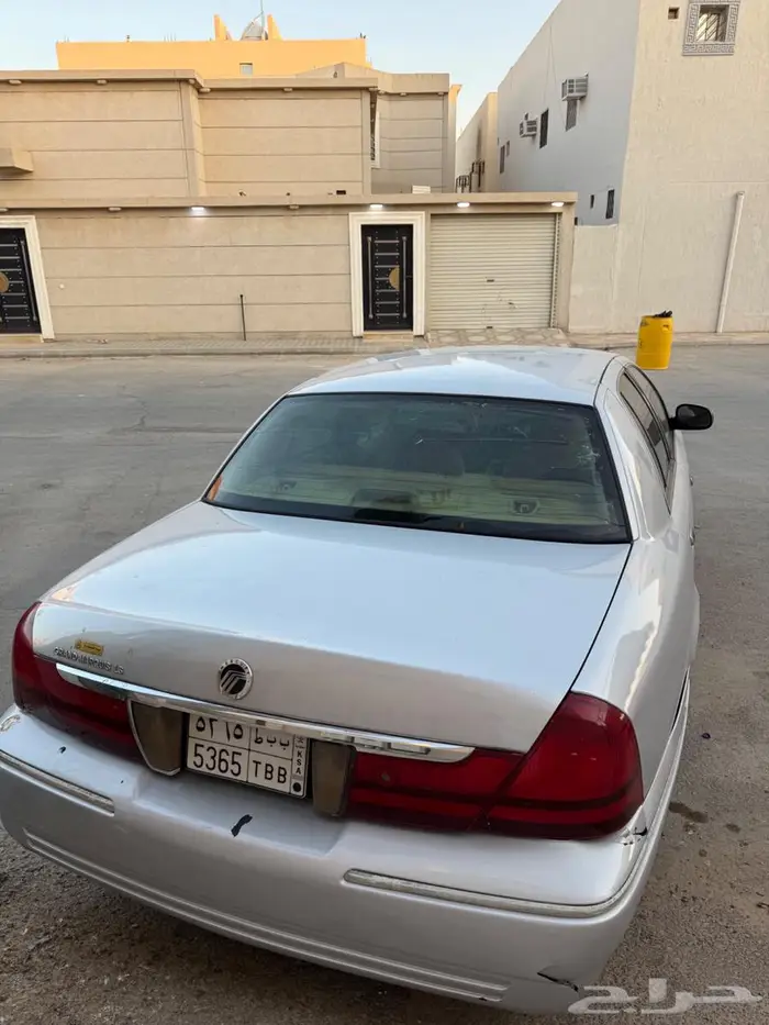 فورد 2003 ماركيز 0