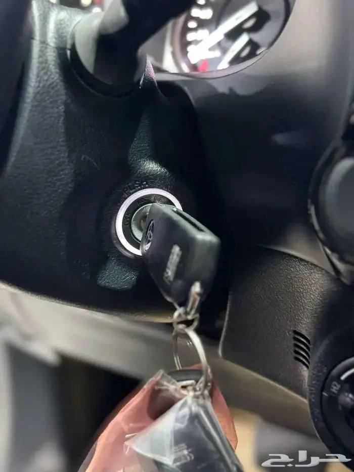 هايلوكس غمارتين اوتوماتيك بنزين فل كامل بريمي 2025 مفتاح 16