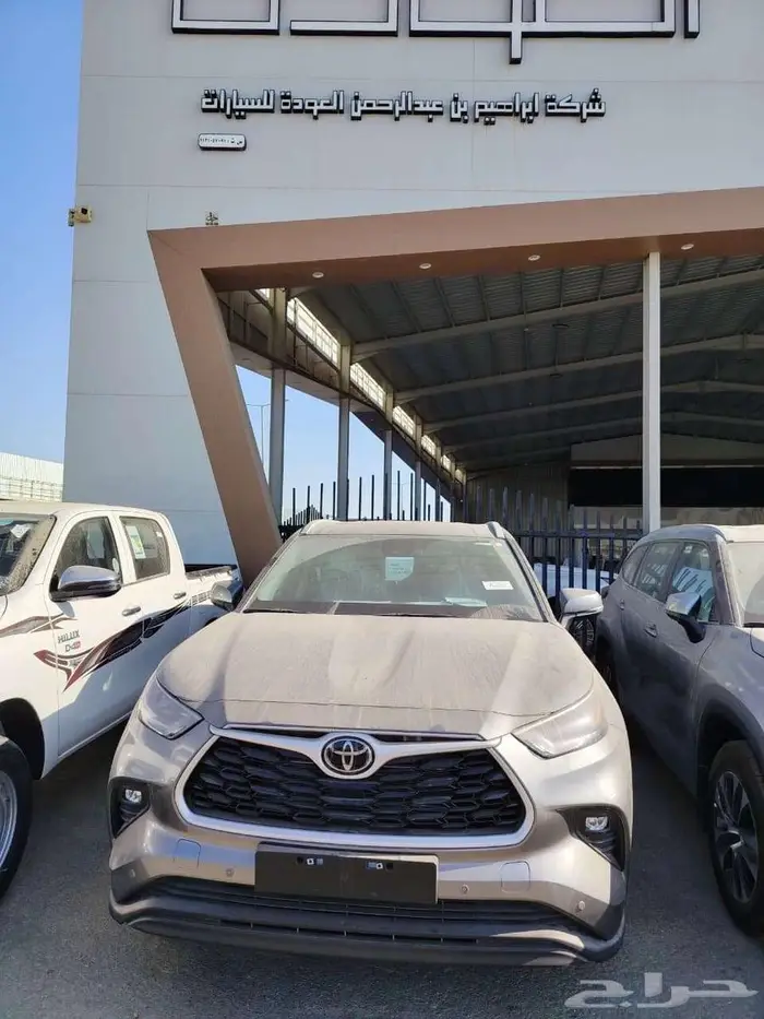 تويوتا هايلاندر GLE م 2025 كاش واقساط اسعار متميزه 0