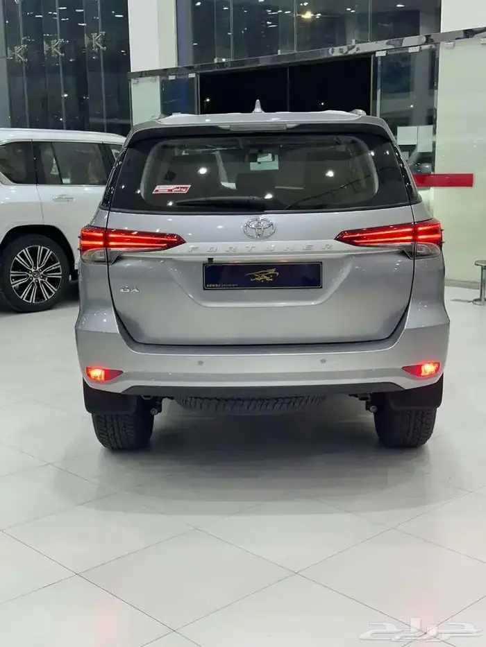 تويوتا فورتشنر 2025 GX2 بنزين كاش وتقسيط جميع البنوك 3